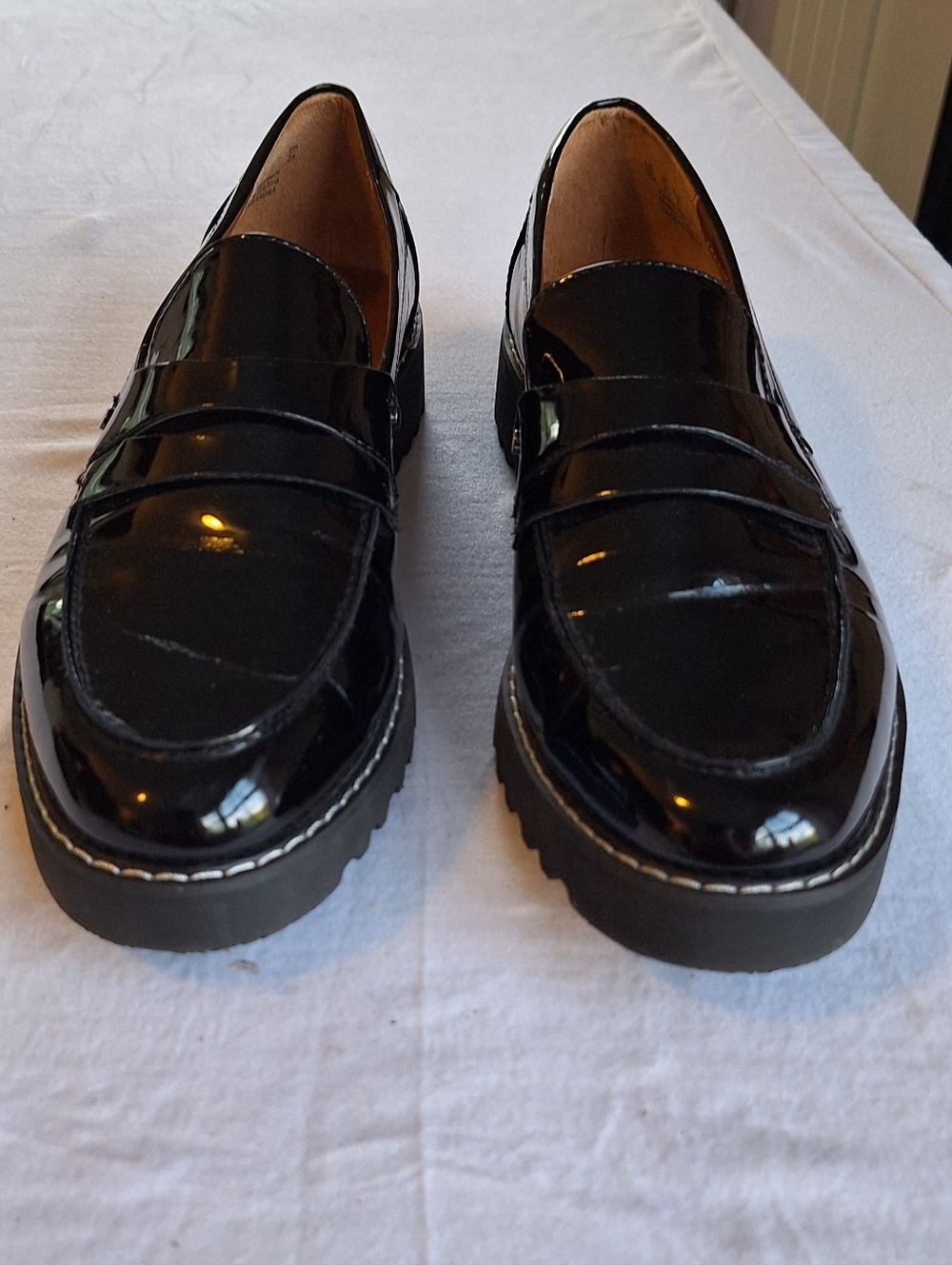 Franco Sarto Black Patent Loafers Size 10 Chunky Lug Sole Penny Loafers - Picture 3 of 5